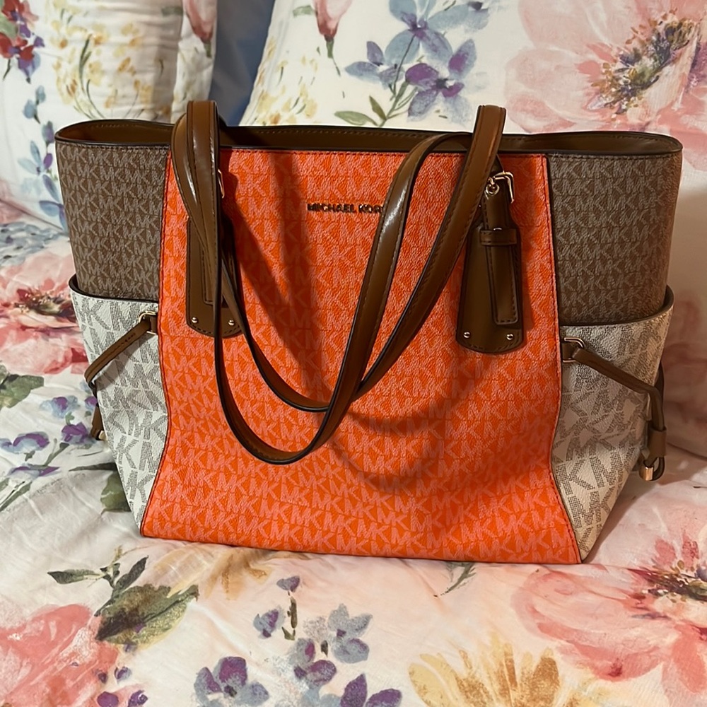 Michael Kors shoulder bag